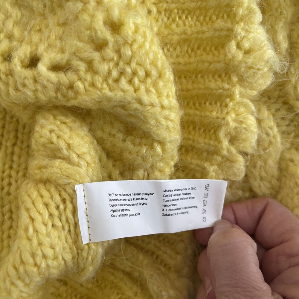 Dilvin Knit Bobble Yellow Cable Knit Jewel Buttons Scalloped Hem Cardigan M - Picture 14 of 15